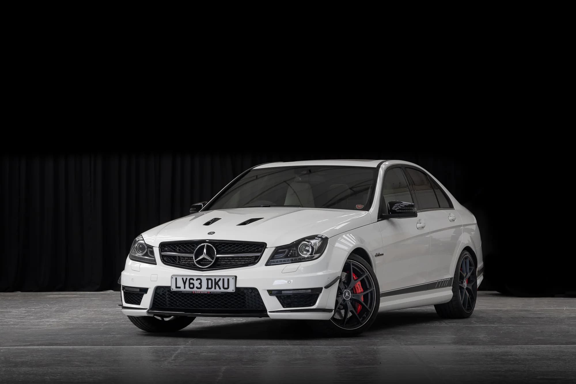 Mercedes C63 AMG spotlight detail